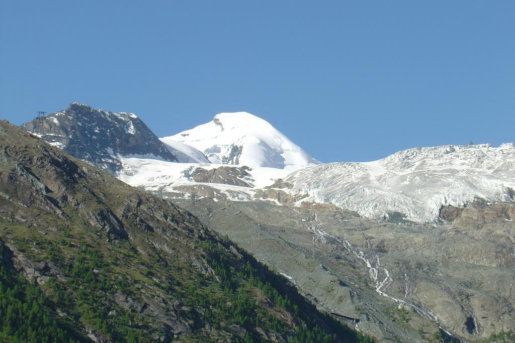 Apartmenthaus Holiday Saas-Fee Buitenkant foto