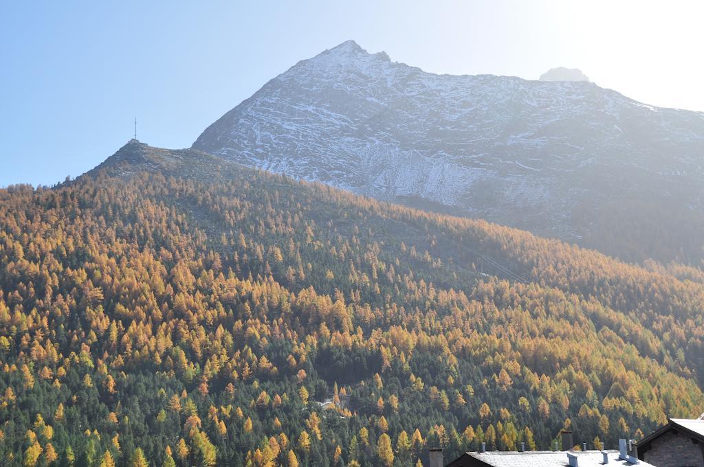 Apartmenthaus Holiday Saas-Fee Buitenkant foto